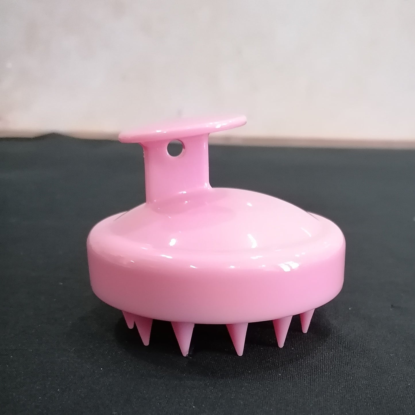 🌀 Nuvia™ Silicone Scalp Massager – Deep Clean & Hair Growth Booster